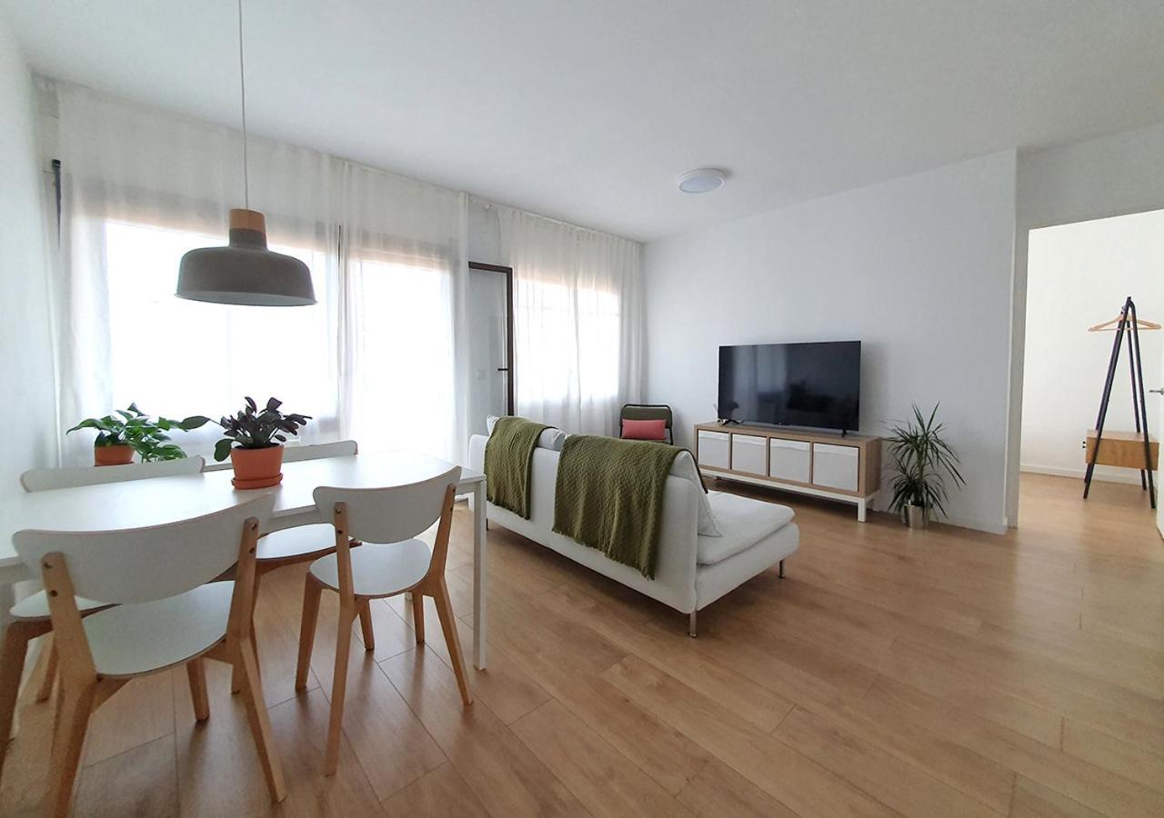 Ferienwohnung Acojedor Piso Cerca Del Metro Cornellà de Llobregat Exterior foto