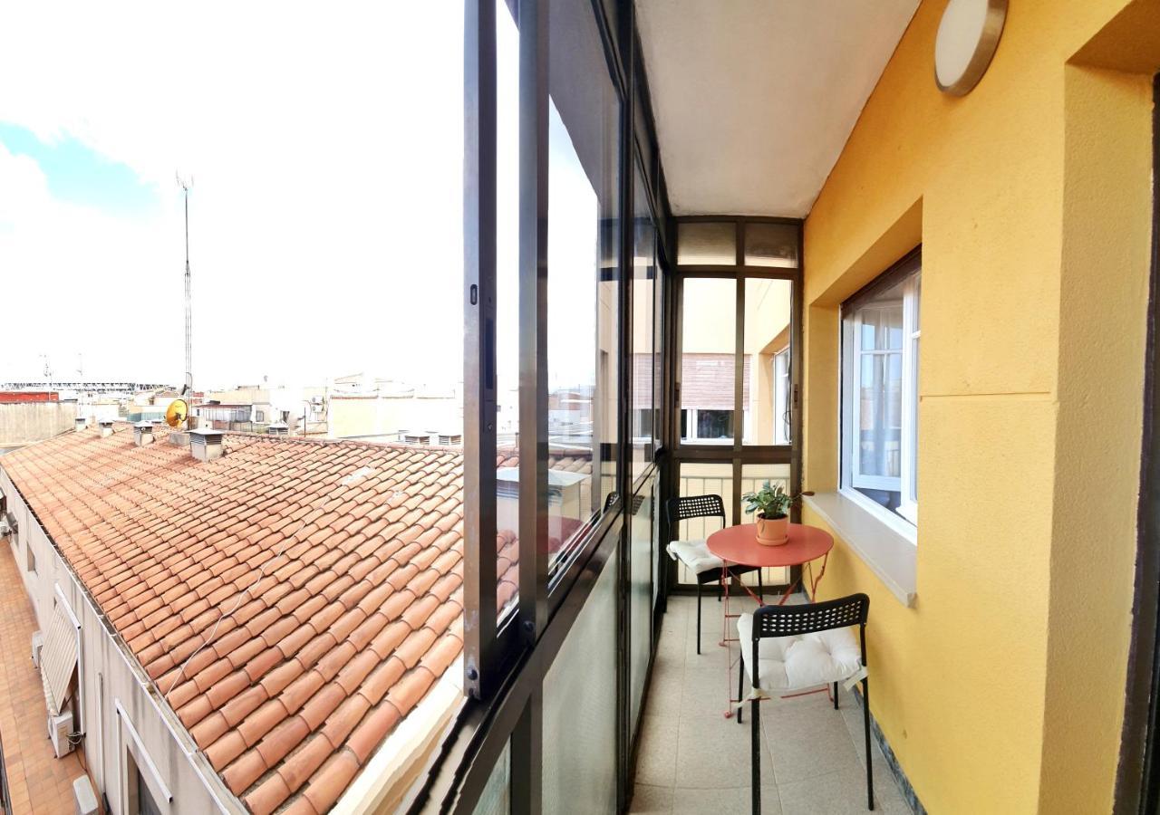 Ferienwohnung Acojedor Piso Cerca Del Metro Cornellà de Llobregat Exterior foto